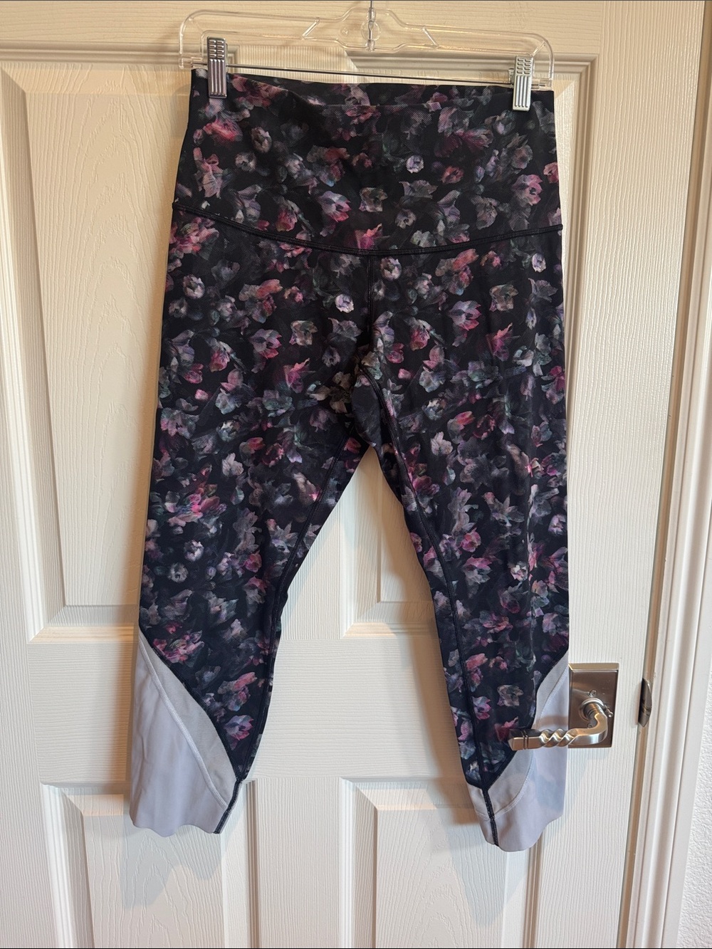 lululemon athletica Black Floral Performance Leggings with Light Gray Cuffs